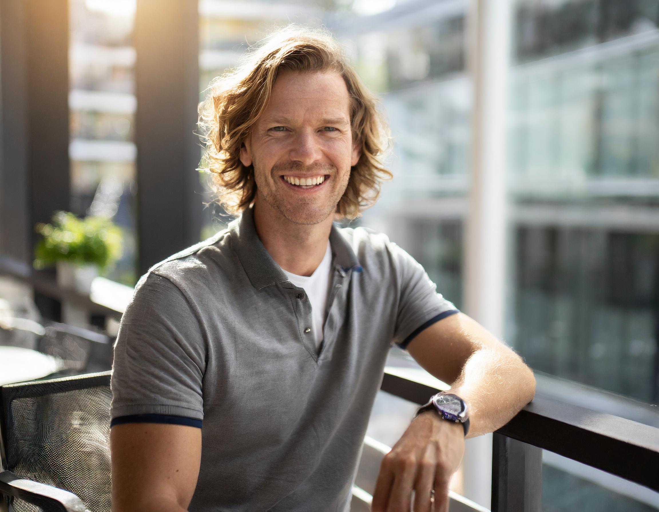 fröhliche Person, positive Stimmung